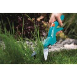 Gardena Classic Grasschaar -Groen Tuin Verkoopwinkel gardena classic grasschaar 2 l